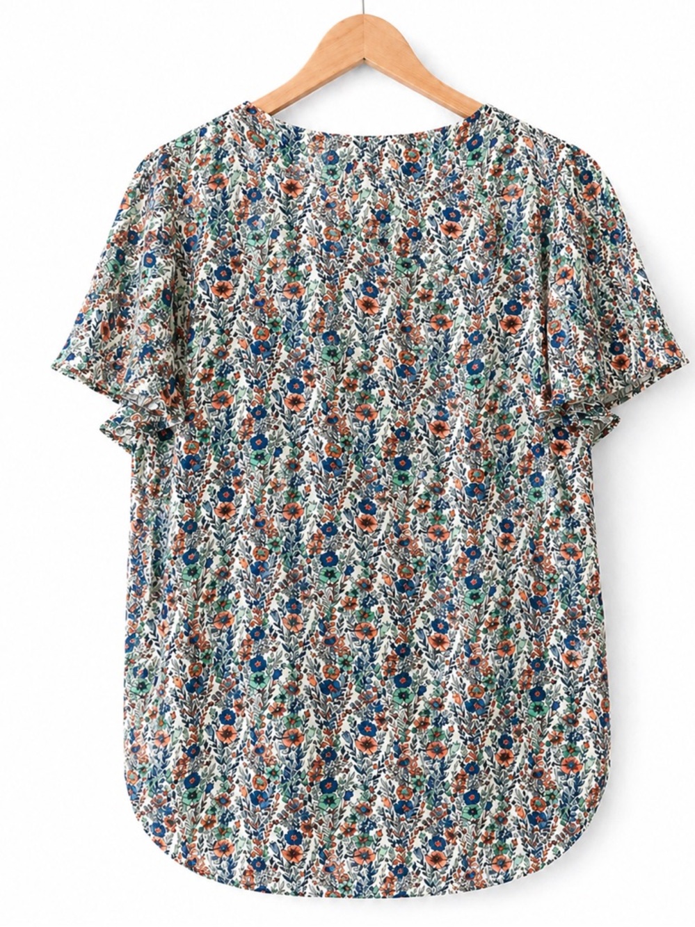 Rose + Olive Floral V-Neck Flutter Sleeve Top - Size 1X - Picture 2 of 4
